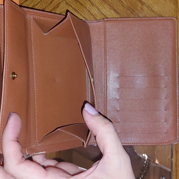 Authentic Louis Vuitton Vintage MonoPorte-Tresor' Etui Papier Trifold Wallet - Picture 7 of 17